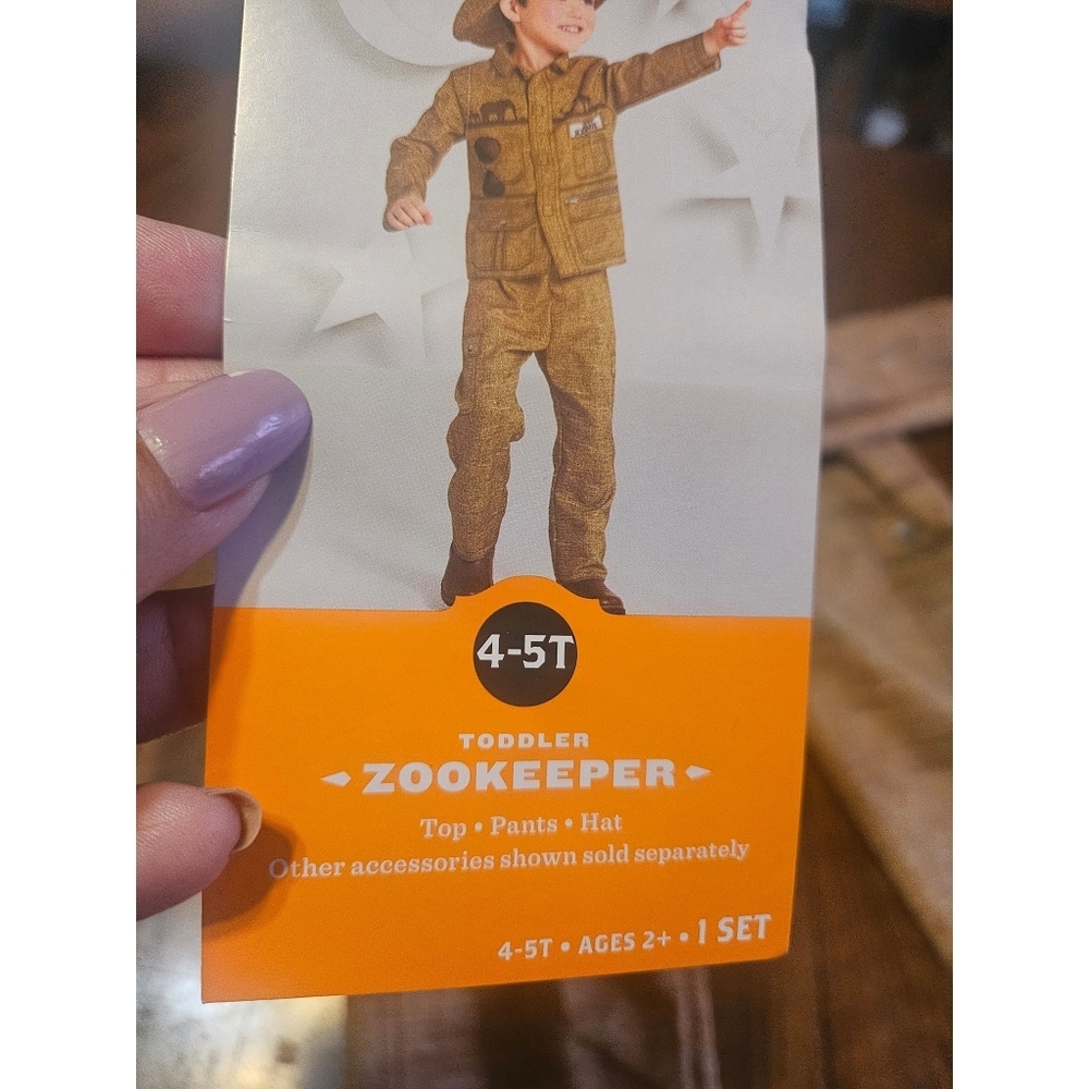 NEW Hyde & EEK! Child Zookeeper Costume - Picture 15 of 16